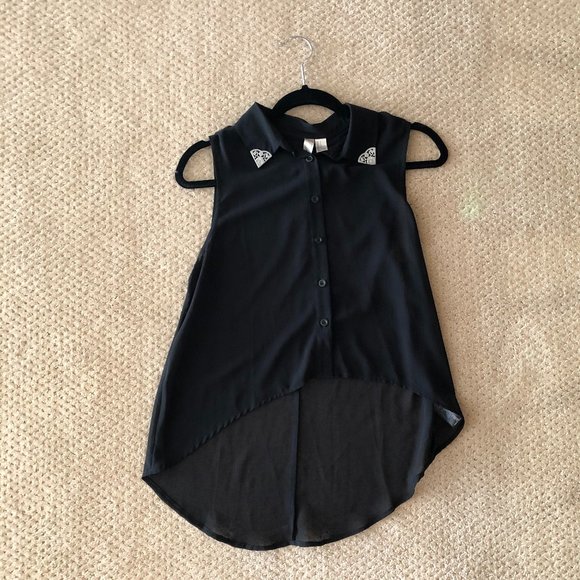Forever 21 Black Sleeveless Blouse - Picture 2 of 6